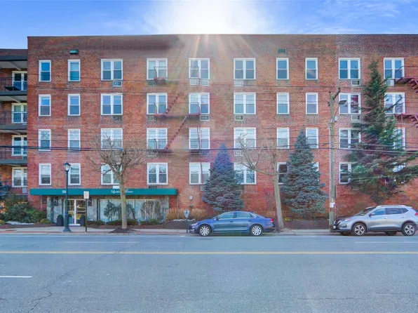 504 Merrick Road #4D, Lynbrook, NY 11563