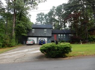 7075 Sumit Wood Dr NW, Kennesaw, GA 30152