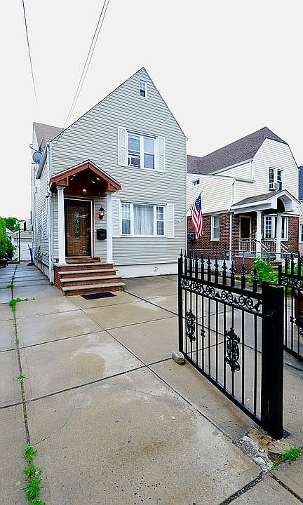 1st image of 9052 210th St
