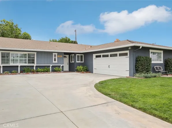 2300 E Coolidge Ave, Orange, CA 92867