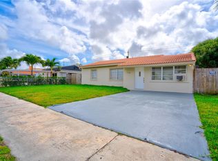 7180 SW 7th St, Miami, FL 33144