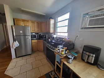 Rented by Metropolis International Realty Inc.