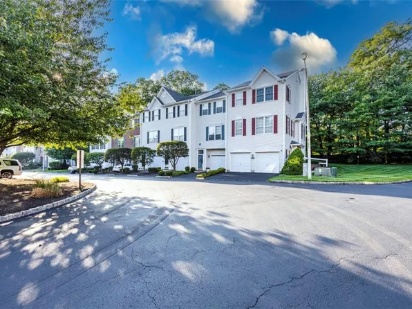49 Meadow Lane, Nanuet, NY 10954