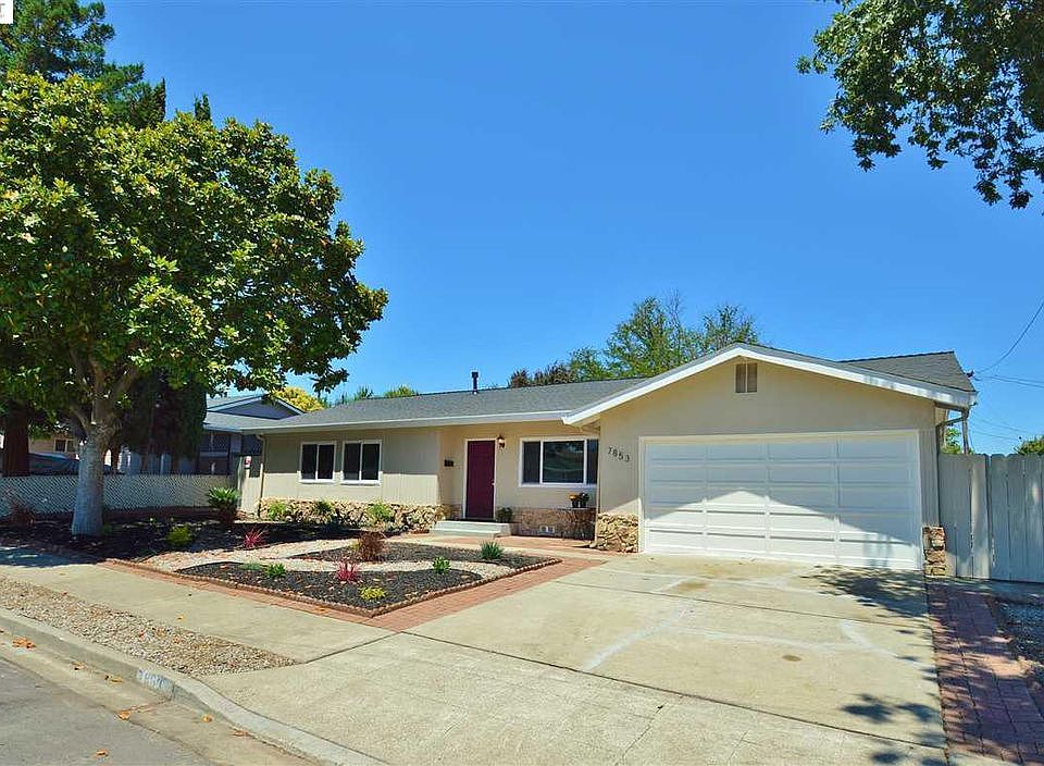 1st image of 7853 Oxbow Ln