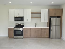1018 Anaconda Ave S, Lehigh Acres, FL