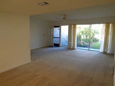 4th image of 601 W Old Highway 441 APT 7-A