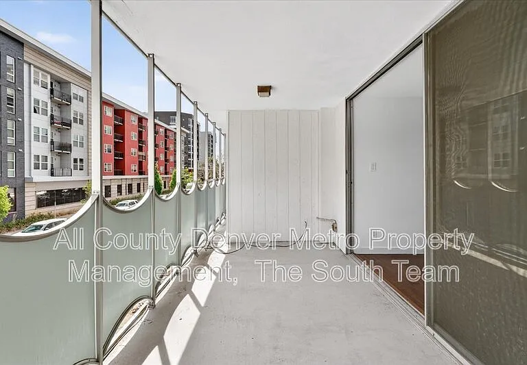 1155 Ash St #304 — Photo 18