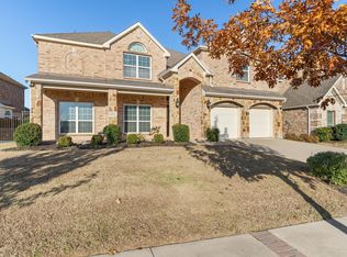 2003 Silent Shore St, Saint Paul, TX 75098