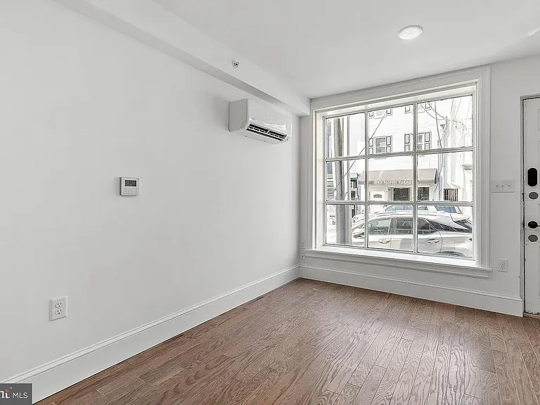 15 W Girard St #105 — Photo 8
