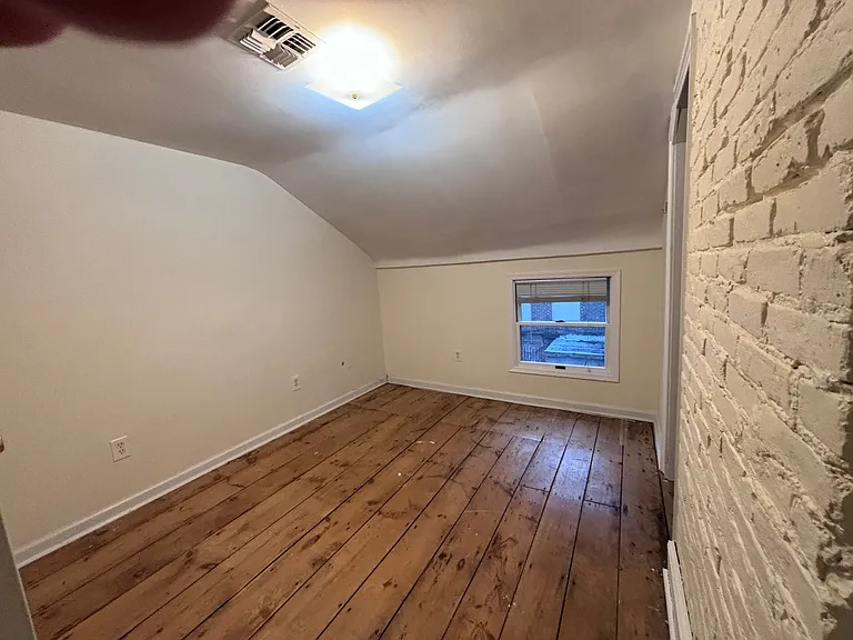 315 Bloomfield St — Photo 15