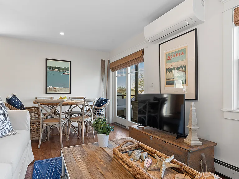 11 Henry St — Photo 35