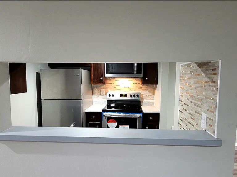 Flowerdale Apartments — Photo 5
