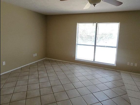 4th image of 24310 Rockin Seven Dr #7