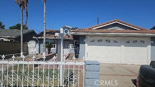 12123 Laurel Ave