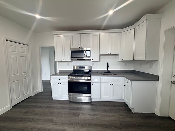 2nd image of 4124 Decatur St #2