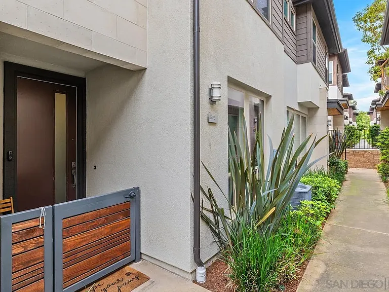 2622 Aperture Cir — Photo 22