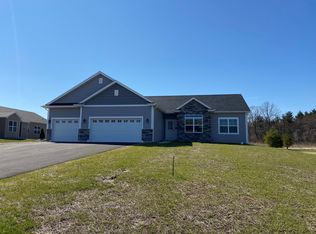 11910 250th Ave, Trevor, WI 53179