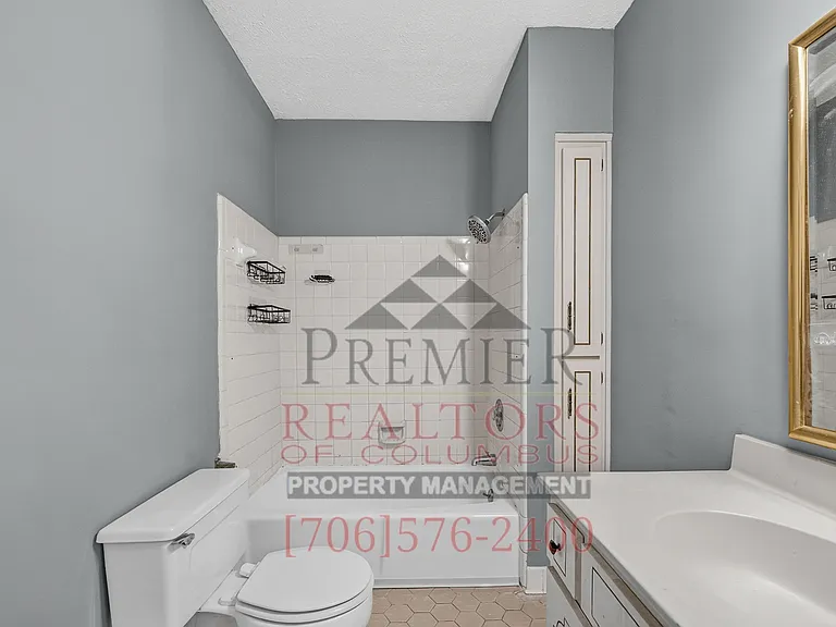 1819 Rosemary Ln — Photo 21
