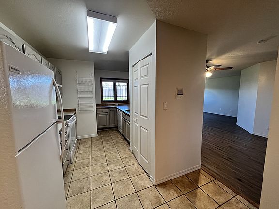5th image of 5408 8th Ave S #101