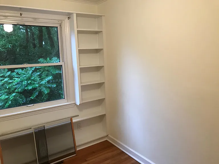 176 Chiles Ave — Photo 9