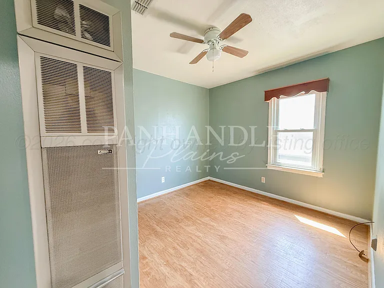 528 Hazel St — Photo 21