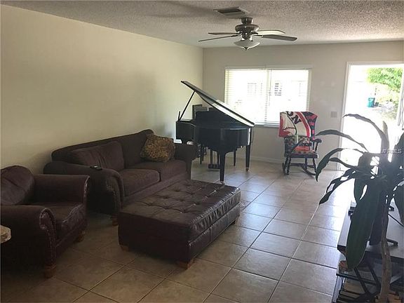 2nd image of 9439 Acco Ave APT A