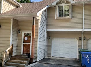 445 Sand Hill Rd APT 3, Asheville, NC 28806