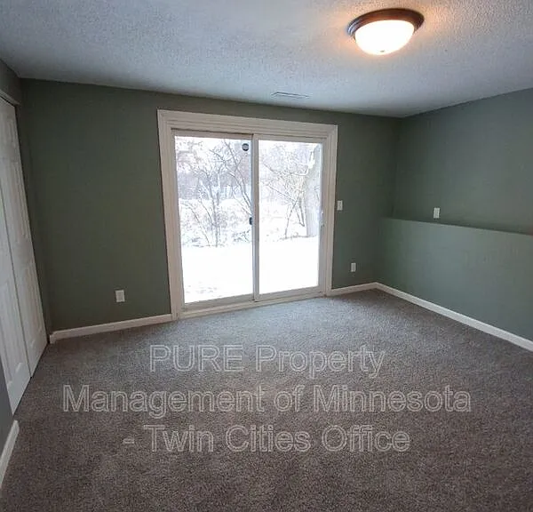 2500 Woodbridge St — Photo 12