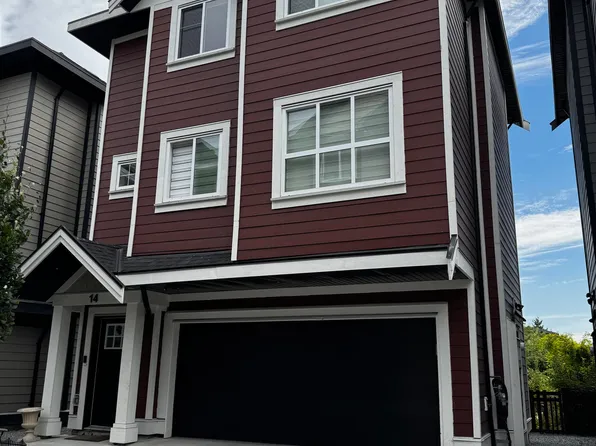 608 Ewen Ave #14, New Westminster, BC V3M 0M8