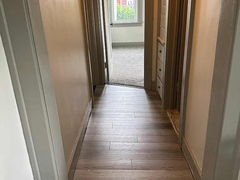 211 Sanders Rd — Photo 4