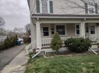 138 N Main St, Amherst, OH 44001