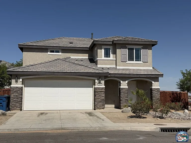 2380 Alexa St — Photo 1