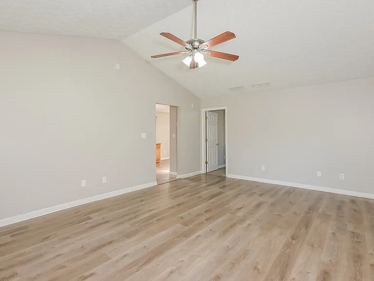 45 Pebble Ridge Dr — Photo 3