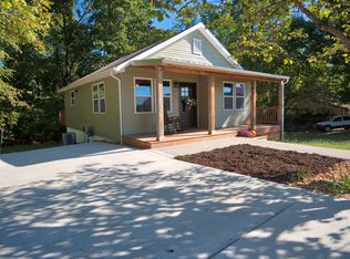 1500 School Rd, Lake Ozark, MO 65049