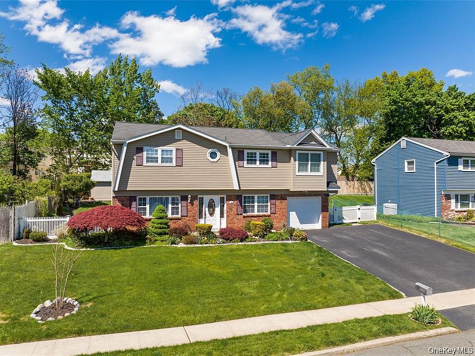 1st image of 18 Valley Drive