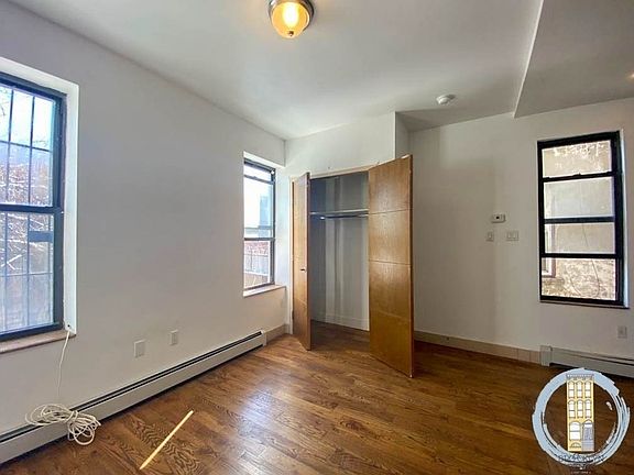 4th image of 1886 Eastern Pkwy APT 1R