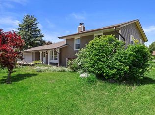 2918 W View Ct, Waukesha, WI 53188