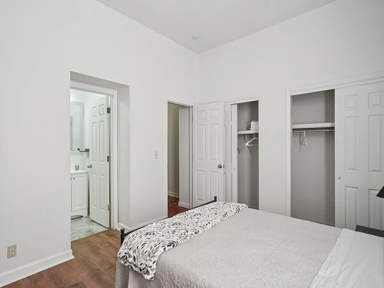 1014 Russell Blvd #B — Photo 11