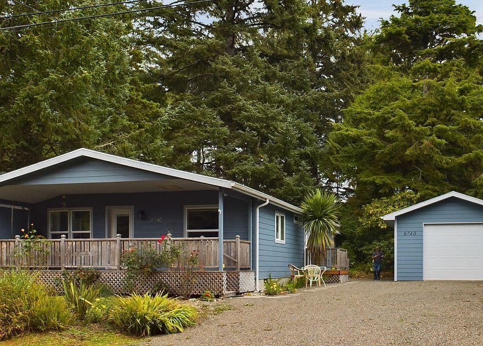 1st image of 6740 Salal Pl