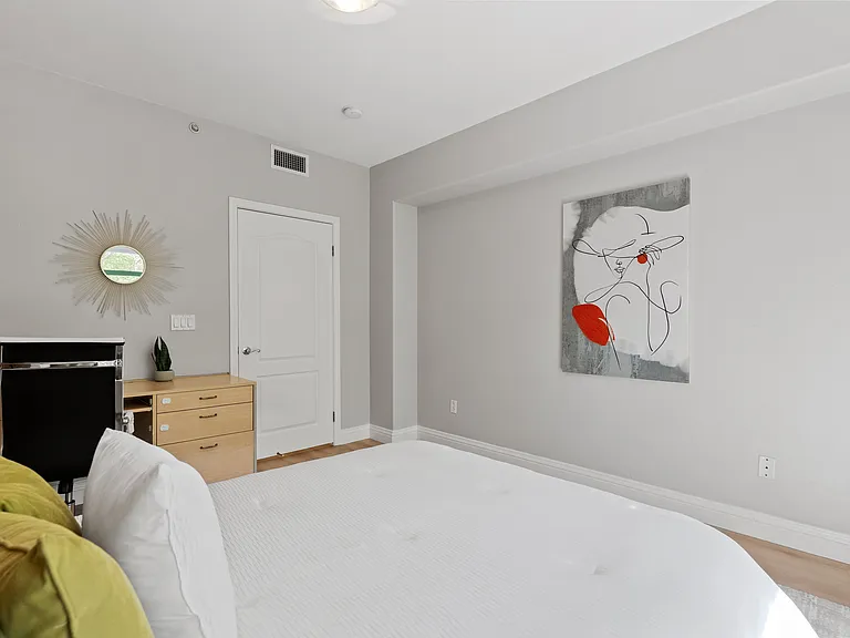 144 S 3rd St #303 — Photo 18