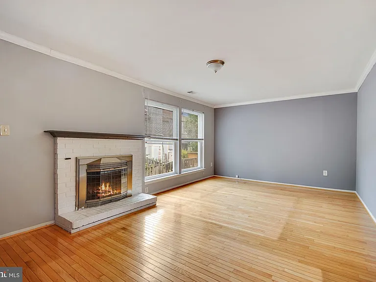 6060 Hollow Knoll Ct — Photo 13