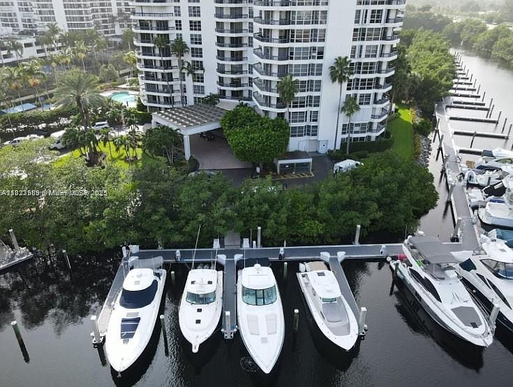 1st image of 3500 Mystic Pointe Dr #41F
