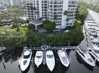 3500 Mystic Pointe Dr #41F, Miami, FL 33180