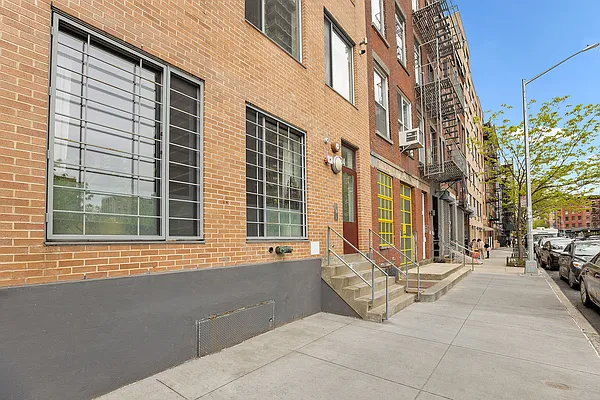 Sold by Corcoran | media 14