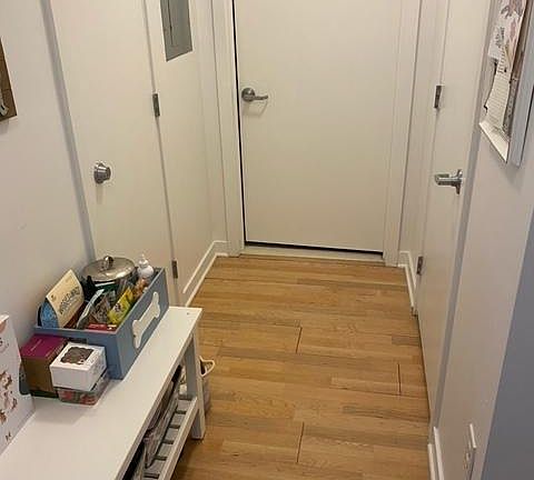 4th image of 3301 Henry Ave #215