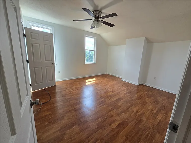 1602 Fallowfield Ave — Photo 26