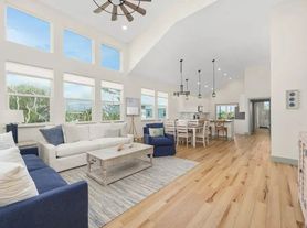 37 Atlantic Dr, Palm Coast, FL