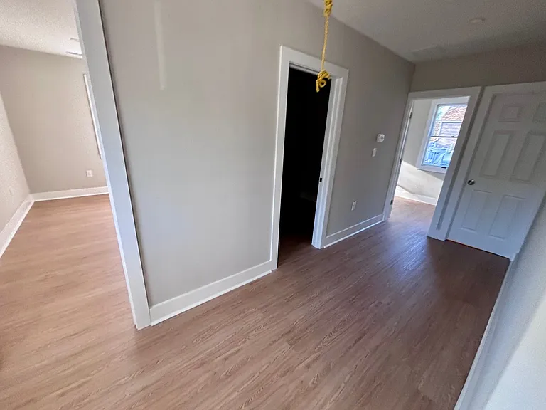 63 Carlton Ave — Photo 8
