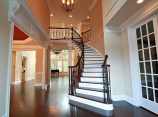 2495 Oak Grove Ests, Atlanta, GA 30345