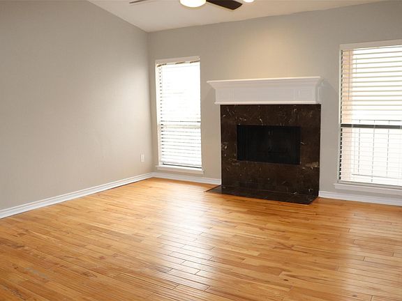 2nd image of 1818 Augusta Dr APT 8